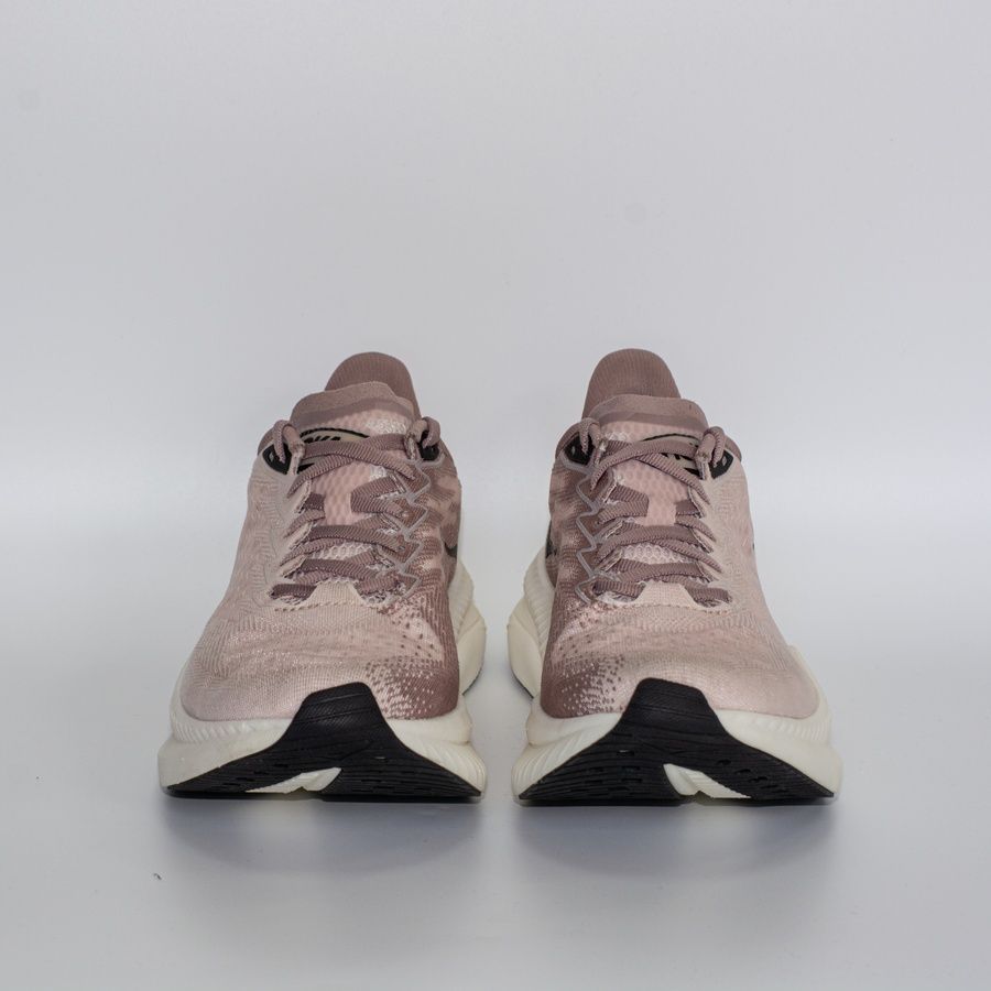 Кросівки HOKA Mach 6 LA Cosmic Pearl / Quartzite, 1164033-CLQ-EU40-2-3, розмір: 40 2/3 (25.5 см) 1164033-CLQ-EU40-2-3 фото