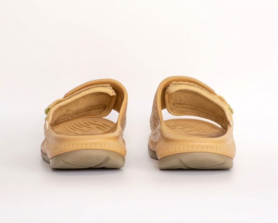 Шльопанці HOKA Ora Luxe Beige / Tan, 1134150-BT-EU38-23, розмір: W7 / EU 38 2/3 (24 см) 1134150-BT-EU38-23 фото