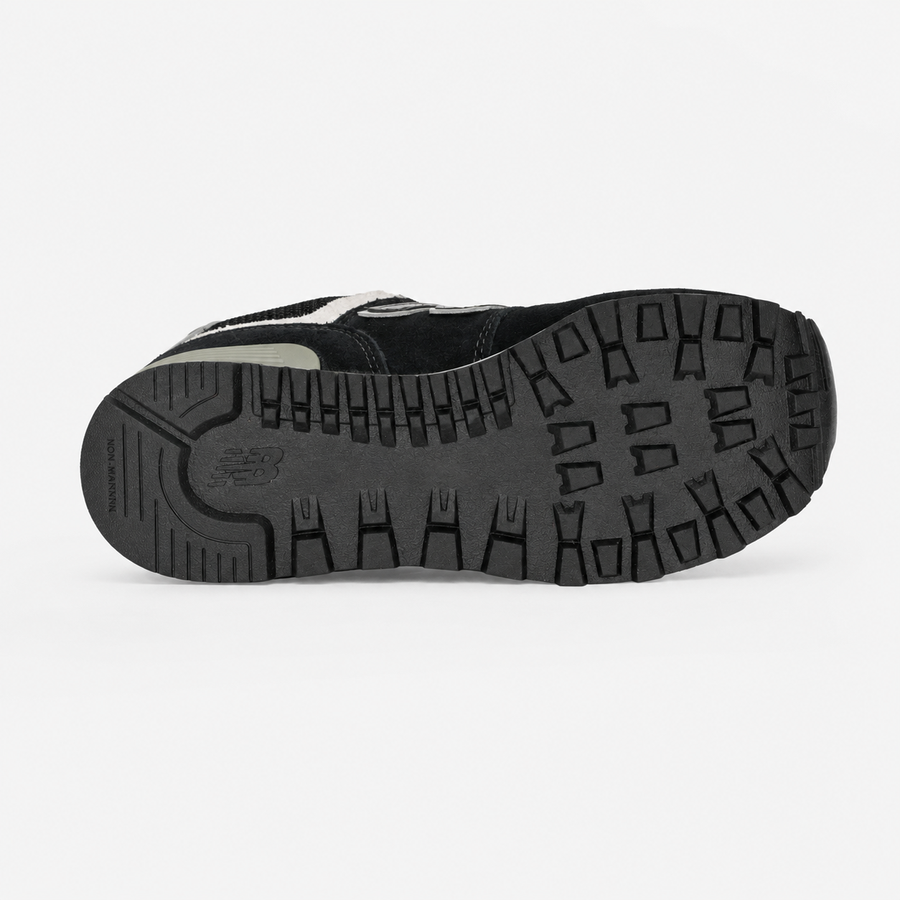 Оригінальні дитячі кросівки New Balance 574 Core Lace Black / White, PC574EVB, розмір: 32 (19 см) PC574EVB-EU32 фото
